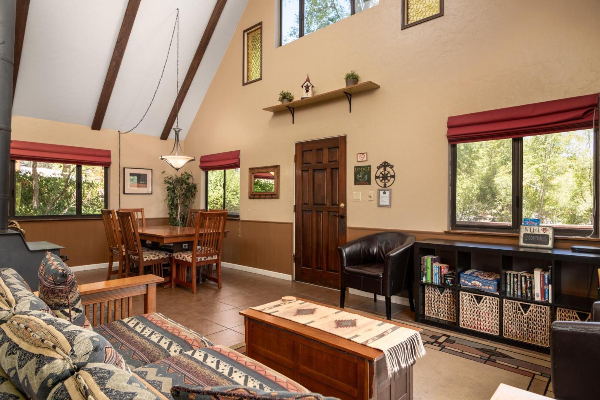 Prescott Pines Inn Esterno foto